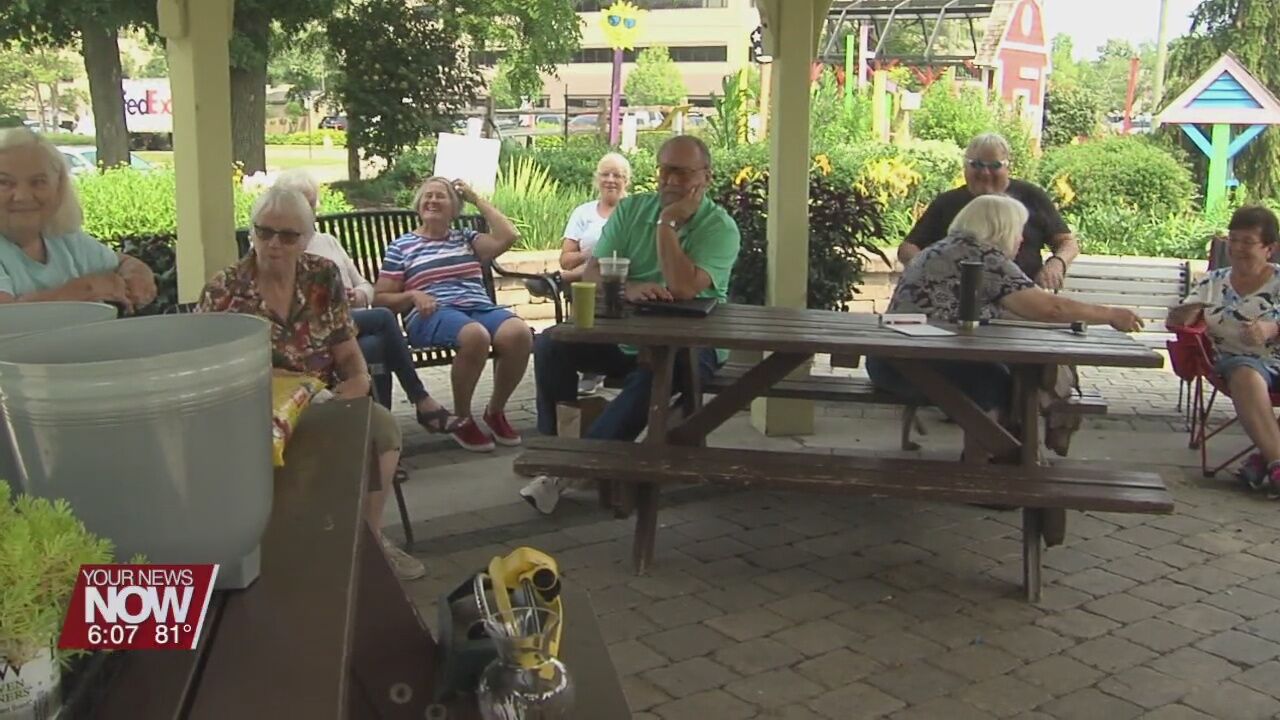 Container Gardening brings people out to Allen County Master Gardener Brown Bag Series
